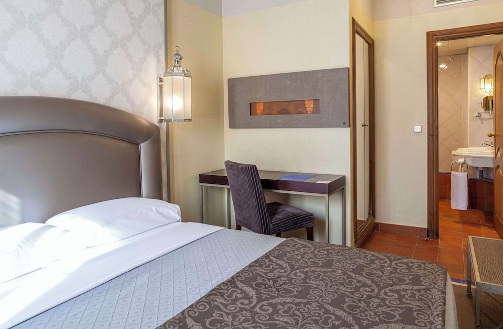 Hotel Macià Alfaros Double Room Single Use 8