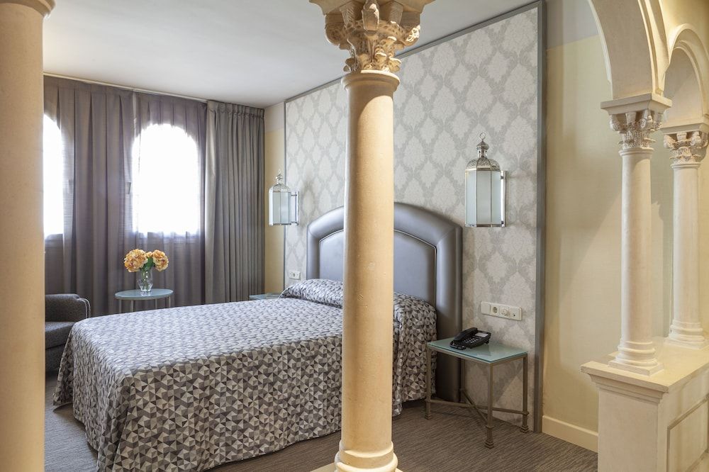 Hotel Macià Alfaros Junior Suite (2 adults)