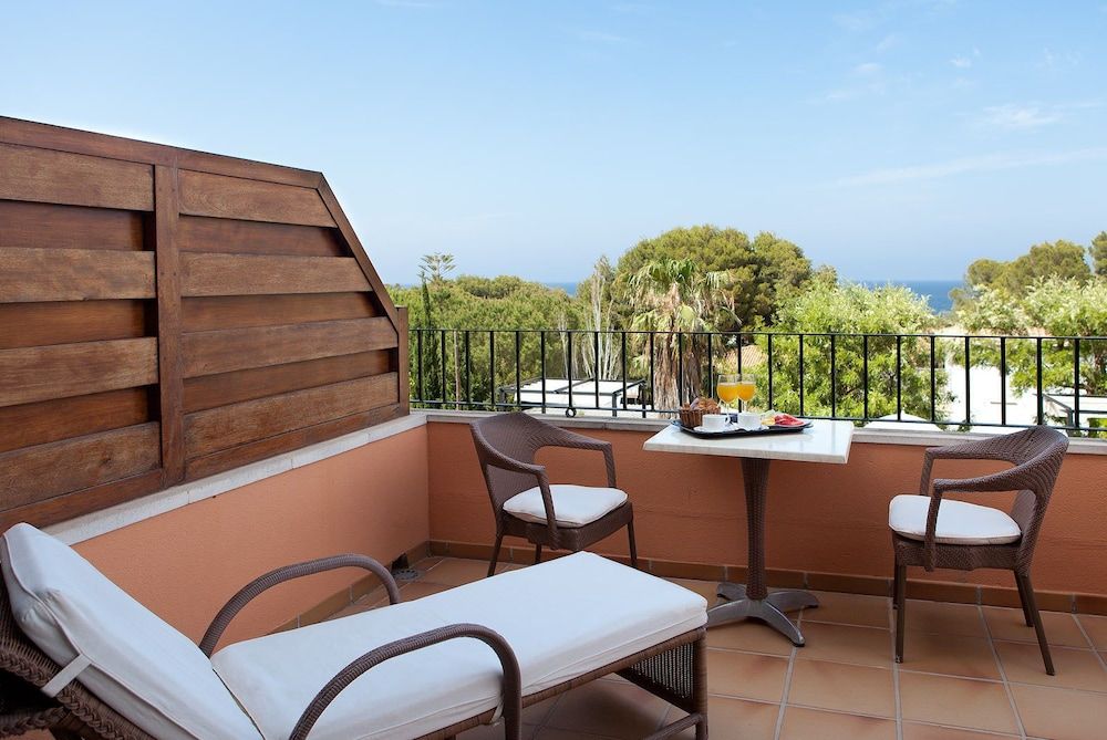 Hotel Les Rotes Double Room, Terrace, Sea View 3