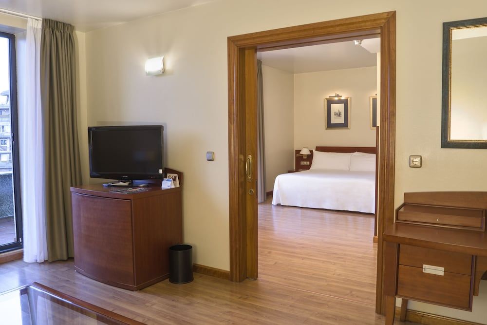 Hotel Zentral Gijón Rey Pelayo Junior Suite 3