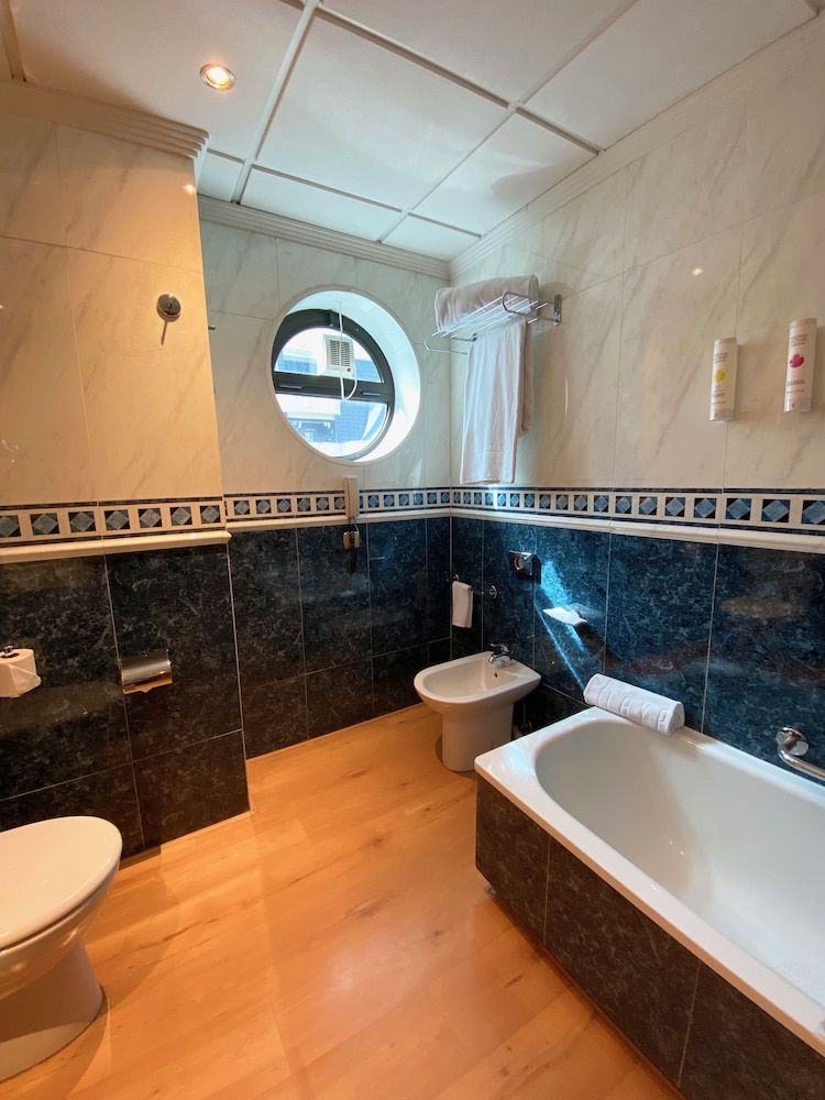 Hotel Zentral Gijón Rey Pelayo Superior Room 4