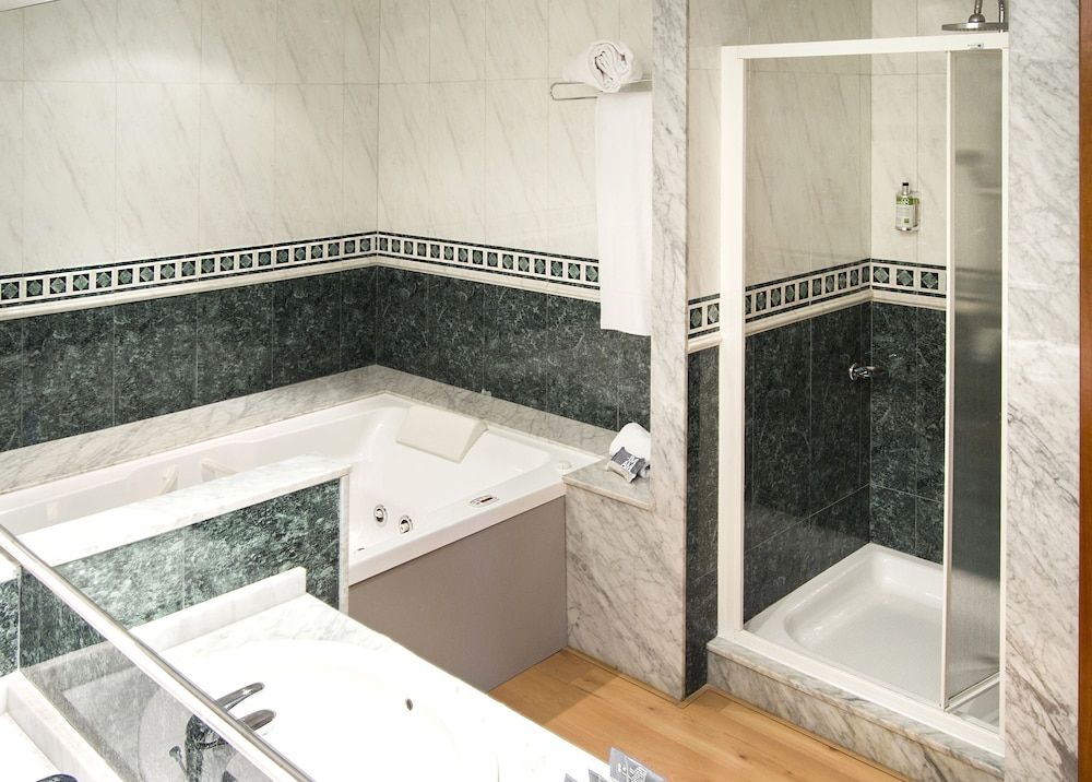 Hotel Zentral Gijón Rey Pelayo Suite 5