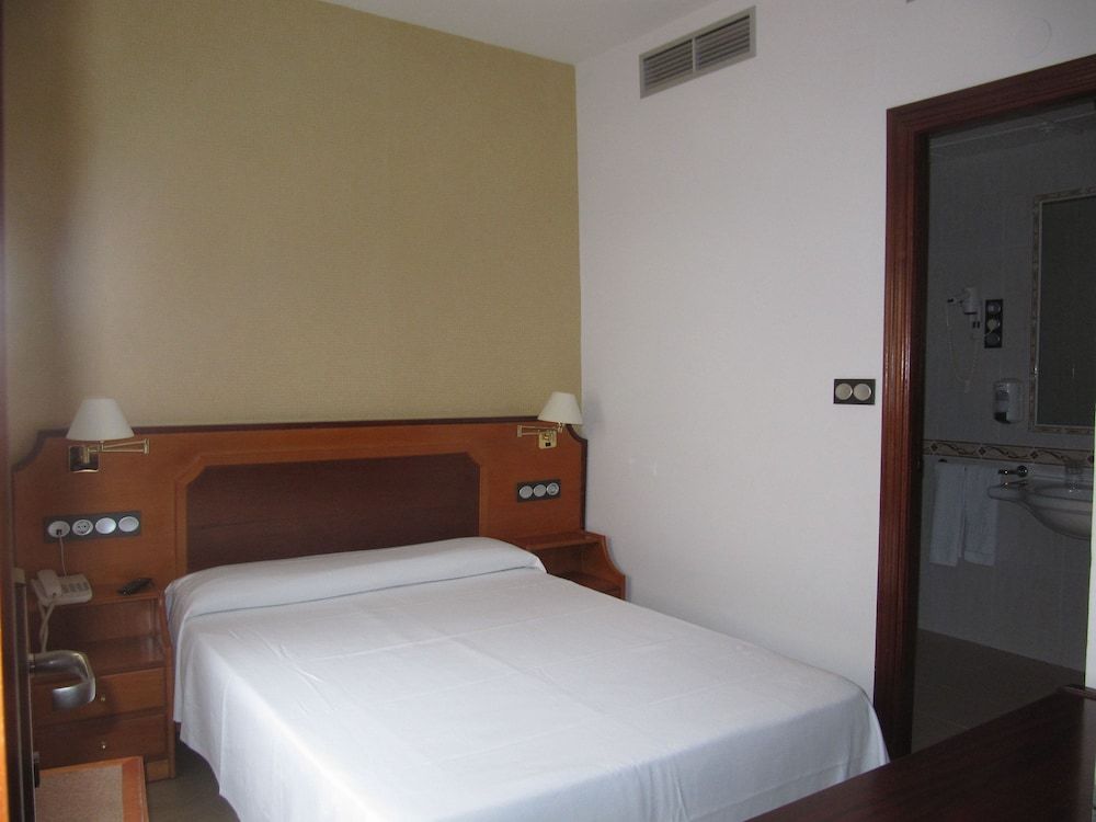 Hotel Don Juan Single Room 2