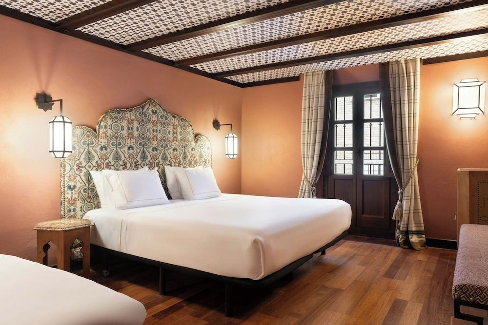 Premium Room, 1 King Bed with Sofa bed, Non Smoking
