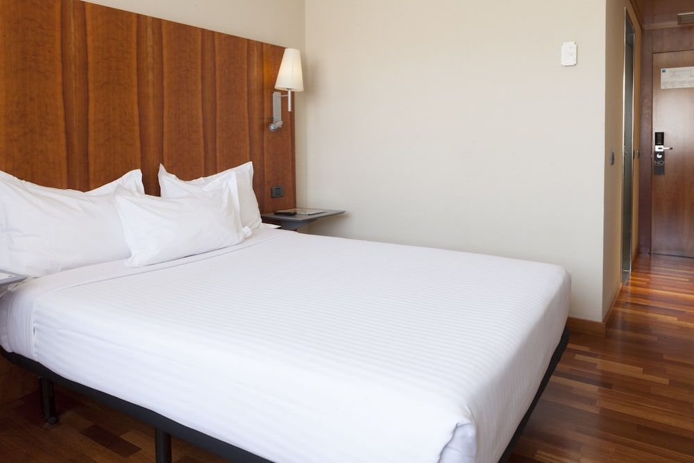 Standard Room, 1 Queen Bed, Non Smoking