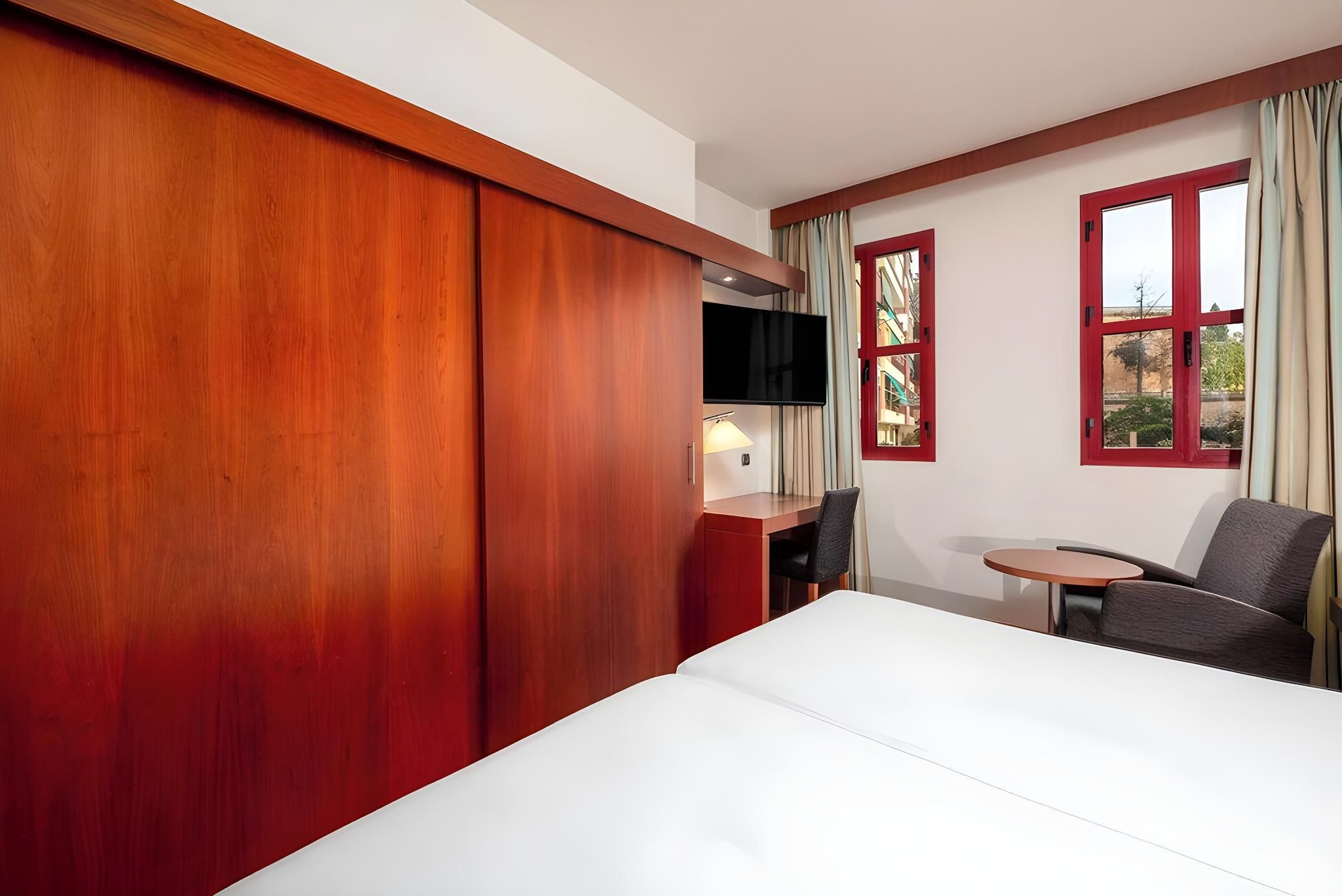 Senator Huelva Hotel Family Room