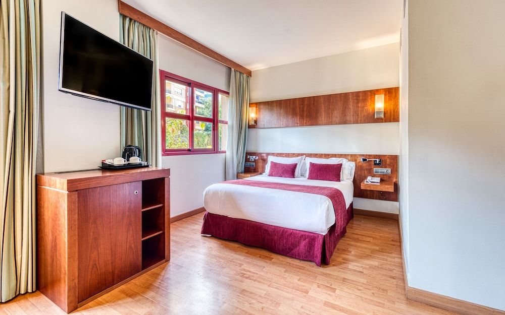 Senator Huelva Hotel Superior Double Room 2