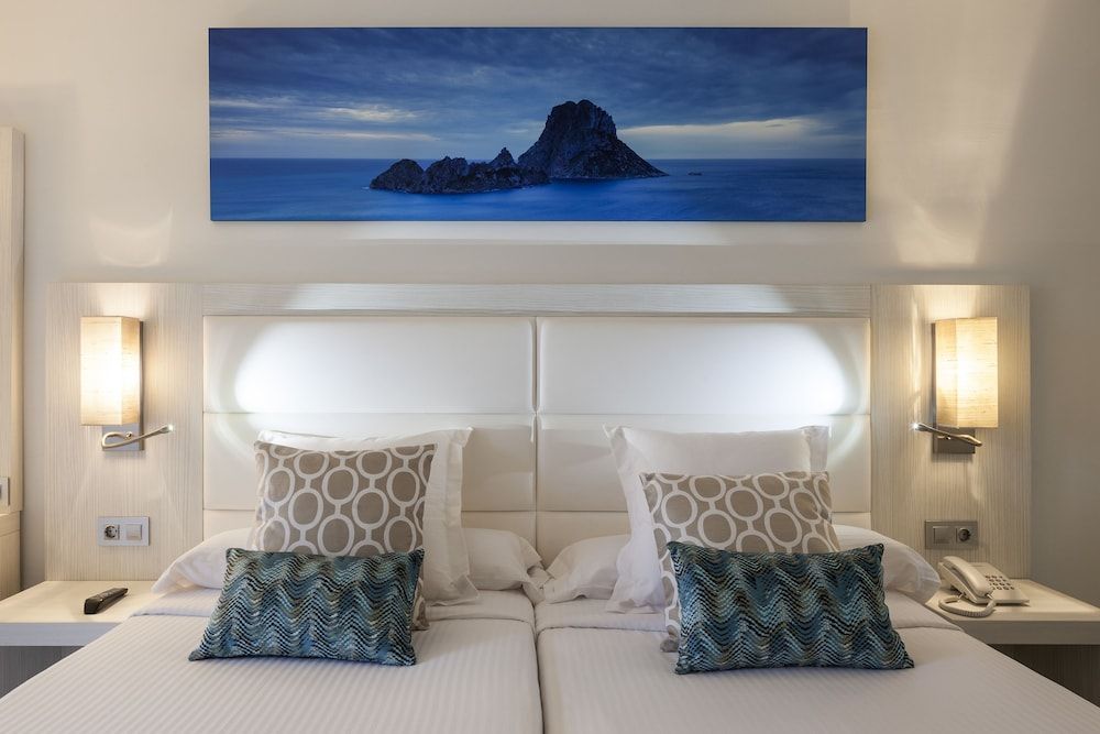 Ibiza Corso Hotel & Spa Deluxe Double Room, Sea View (Spa Access)