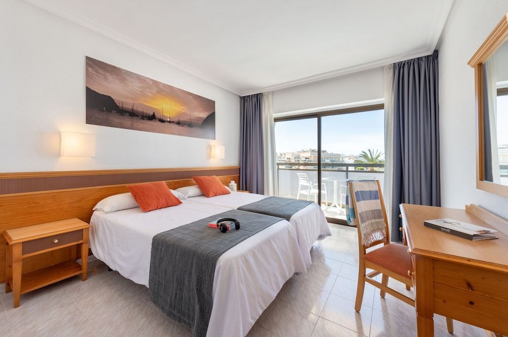 Hotel Vibra Mare Nostrum Twin Room 5