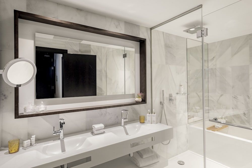 Supreme Suite Sea View