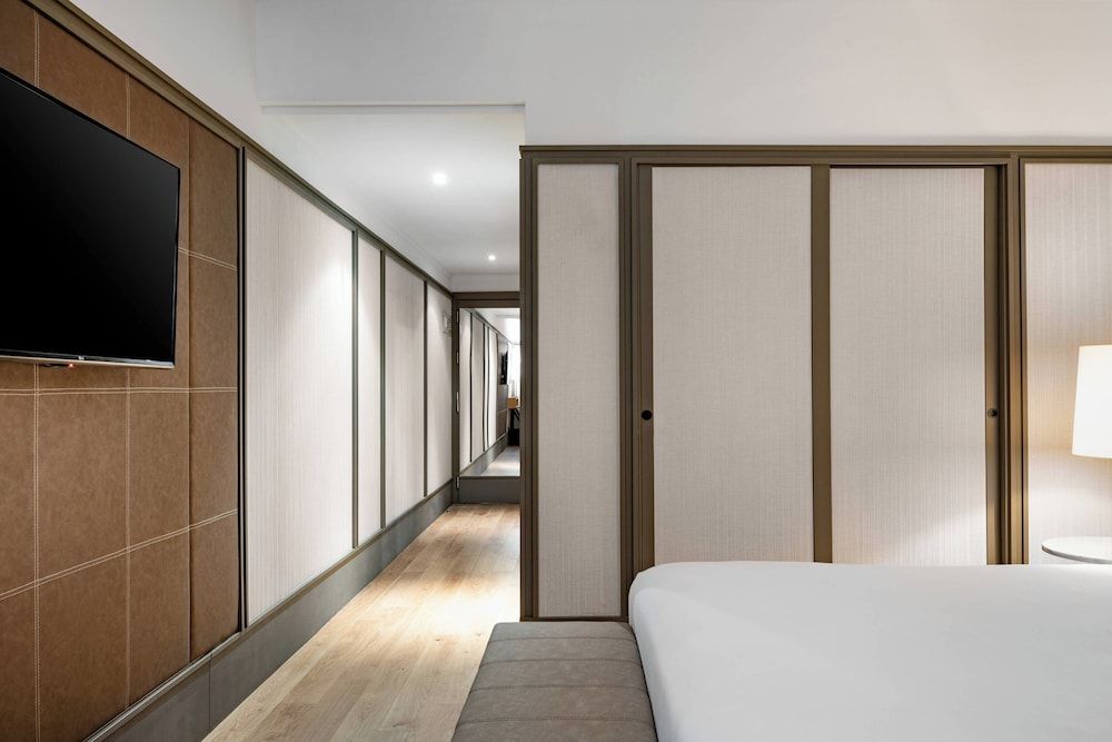 AC Hotel Avenida de América by Marriott Standard Room, 1 Queen Bed 2