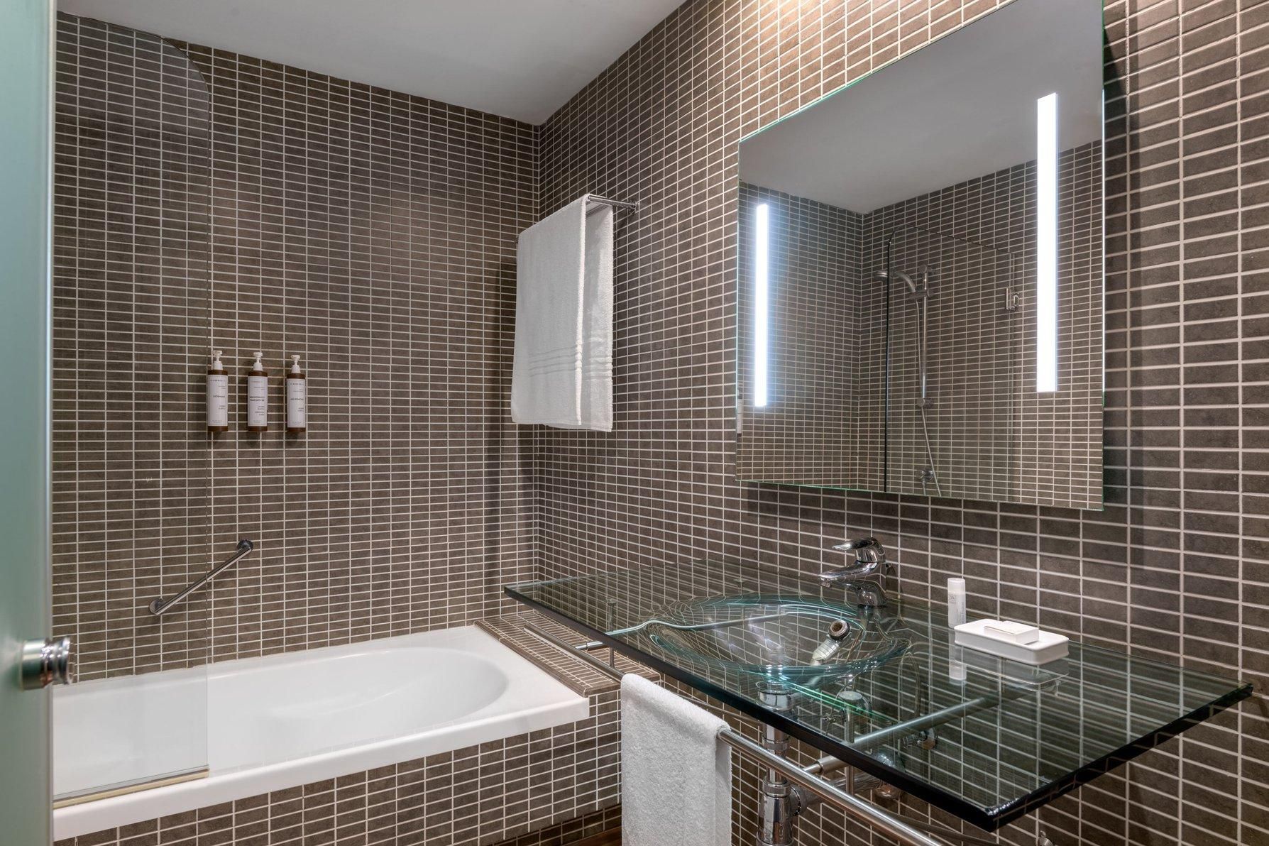 undefined AC Hotel by Marriott Madrid Airport 8