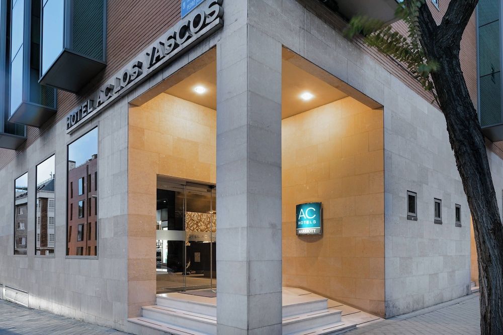 undefined AC Hotel Los Vascos by Marriott 4