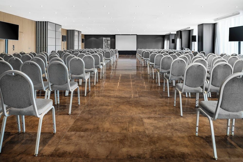 undefined AC Hotel Madrid Feria by Marriott 10
