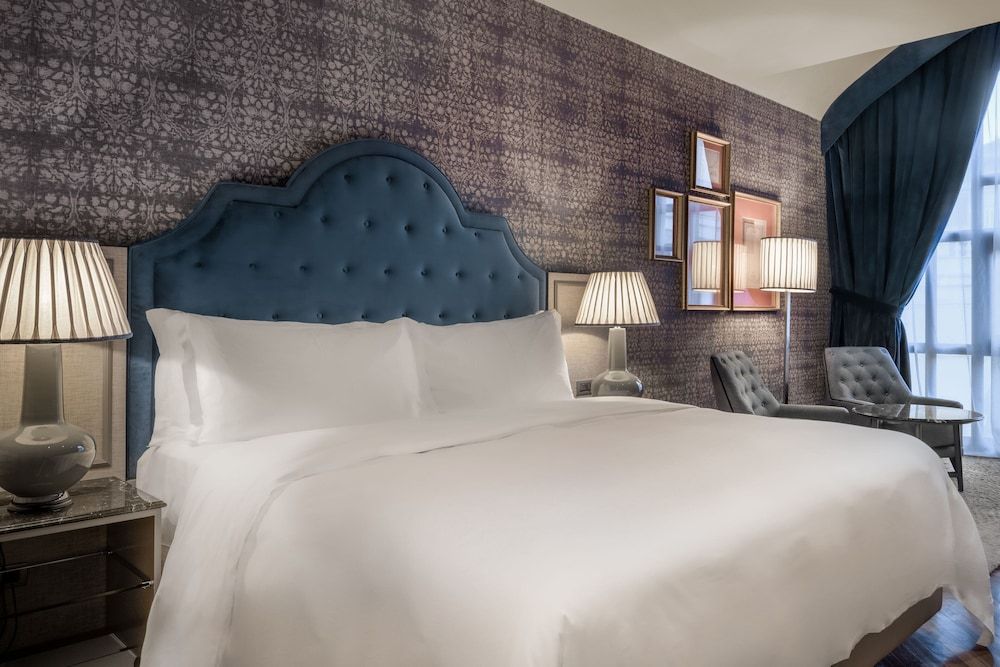 Santo Mauro, a Luxury Collection Hotel, Madrid Deluxe Room, Non Smoking 3