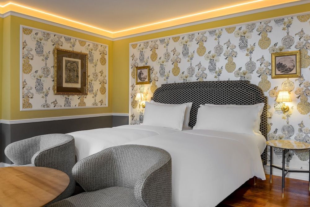 Santo Mauro, a Luxury Collection Hotel, Madrid Deluxe Room, Non Smoking 5