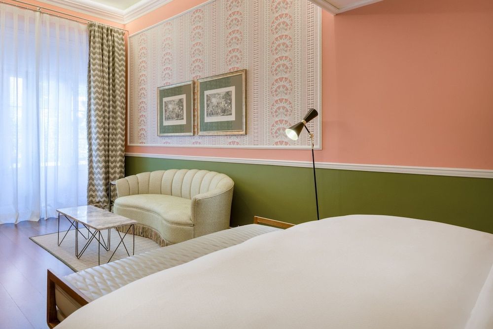 Santo Mauro, a Luxury Collection Hotel, Madrid Deluxe Room, Non Smoking 14