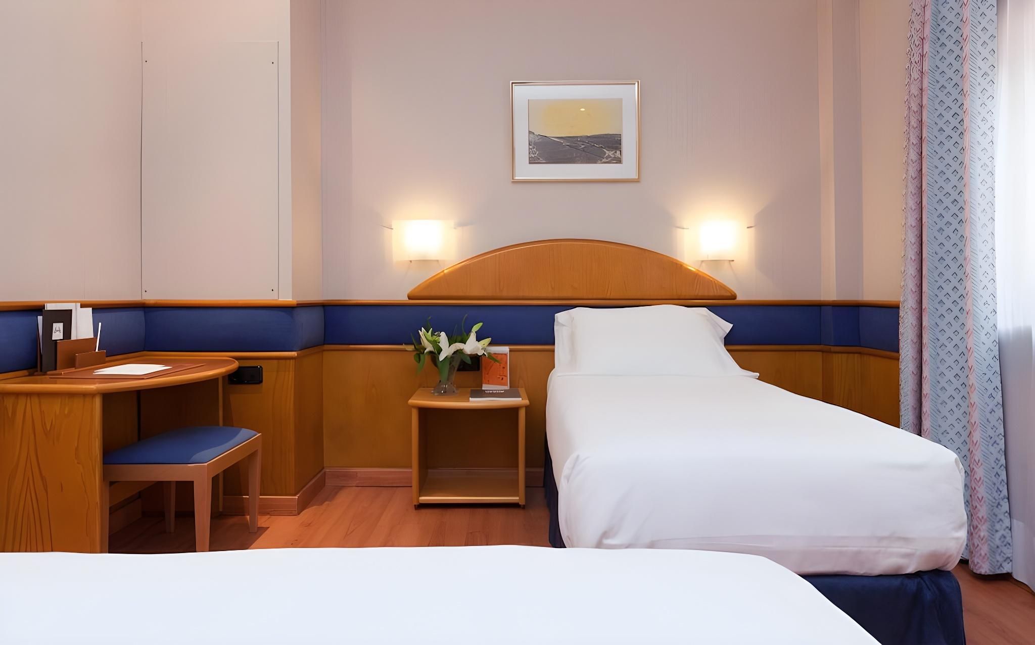 undefined Hotel Agumar Atocha 5