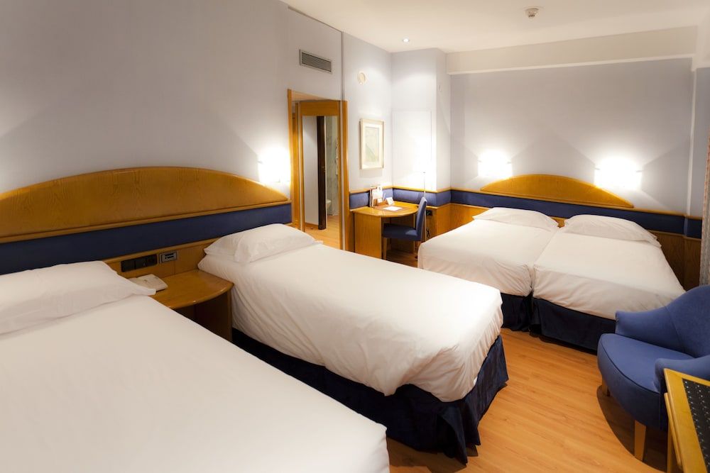 undefined Hotel Agumar Atocha 9