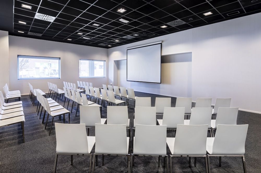 undefined Hotel Zentral Castellana Norte 5