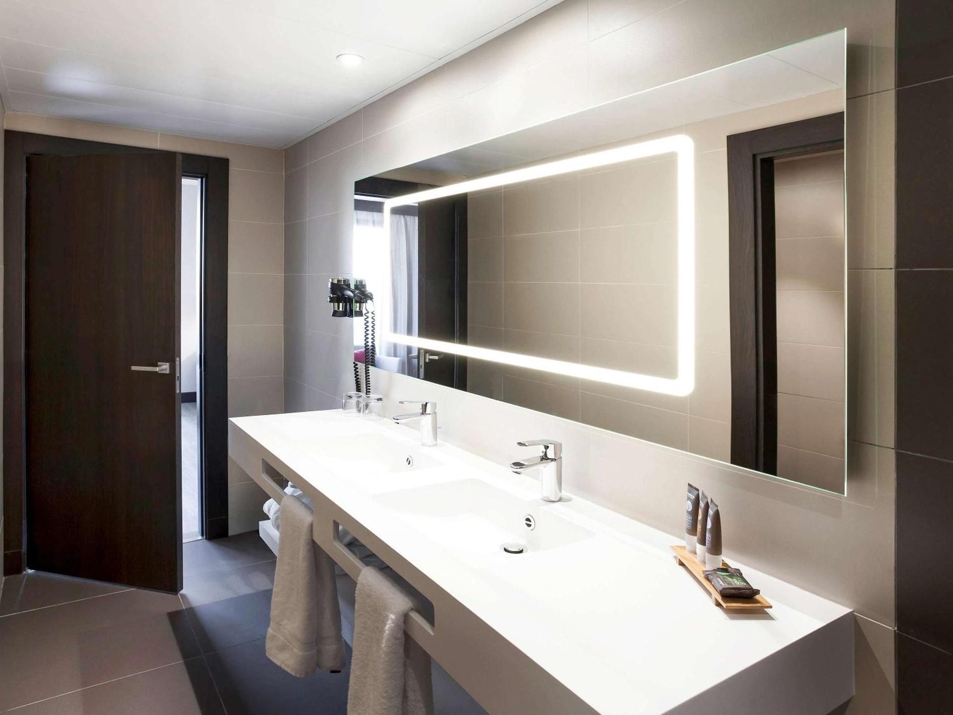 undefined Novotel Madrid Center 7