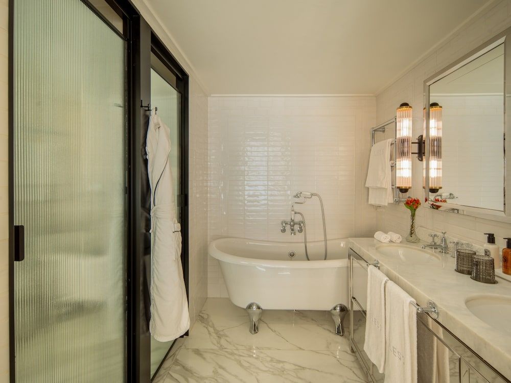 undefined BLESS Hotel Madrid - The Leading Hotels of the World 8
