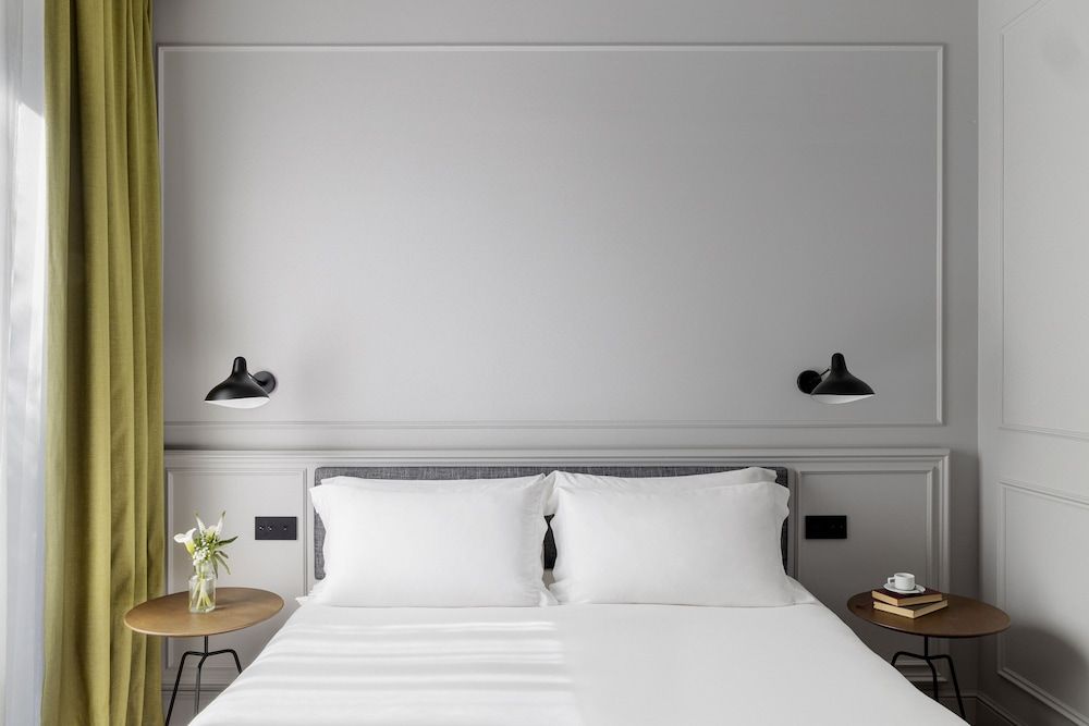 Tótem Madrid Hotel Deluxe Room 2