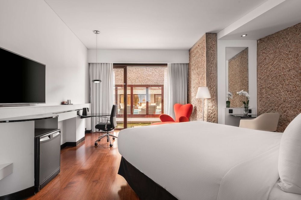 undefined Hilton Madrid Airport 2