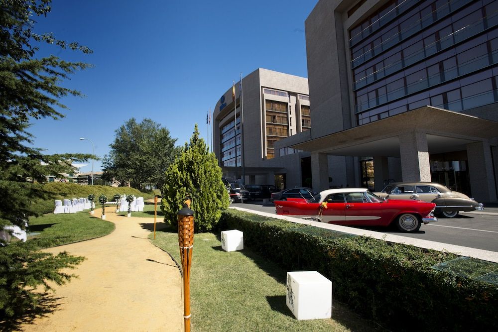 undefined Hilton Madrid Airport 10