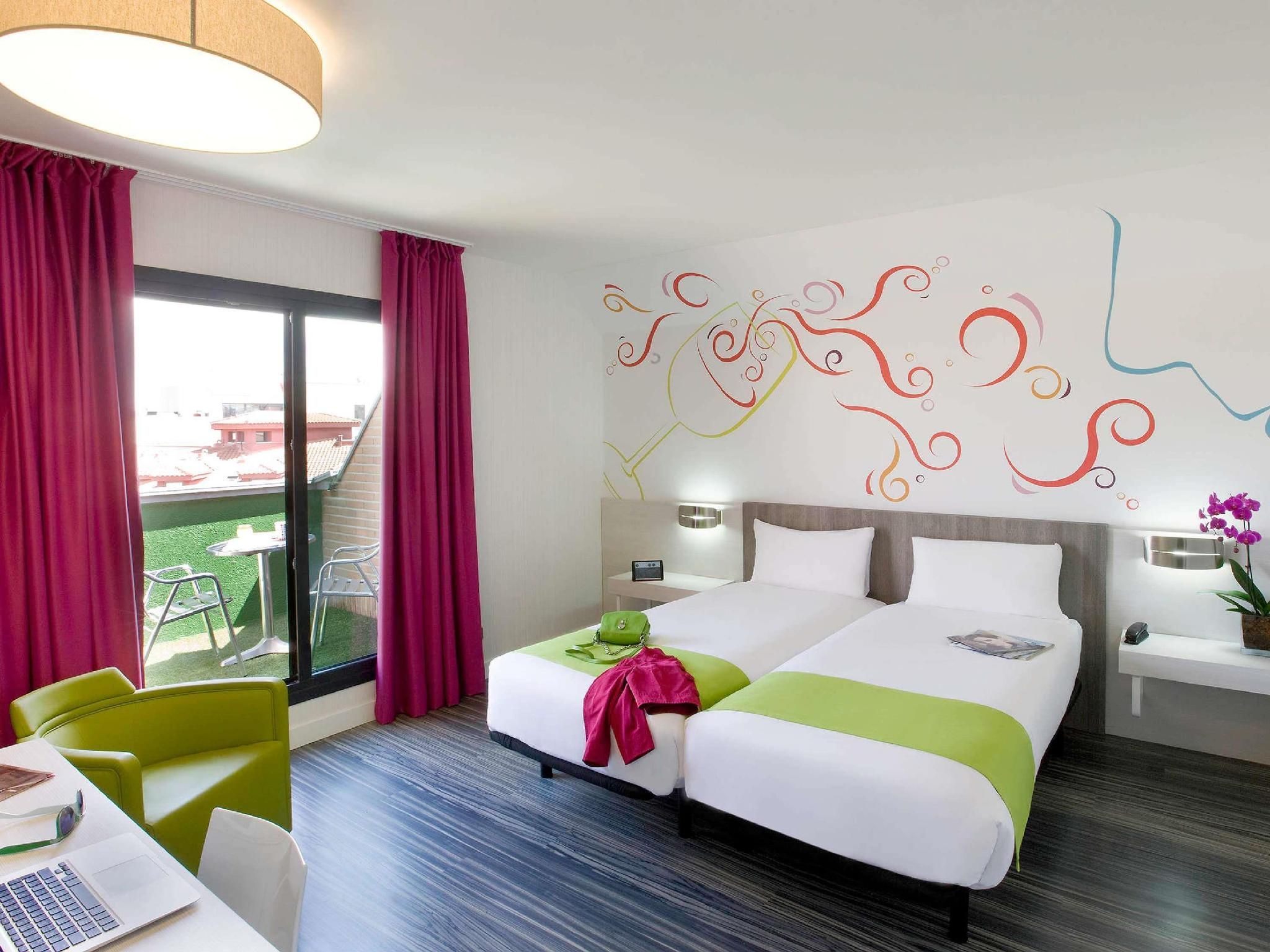 undefined Hotel ibis Styles Madrid Prado 3