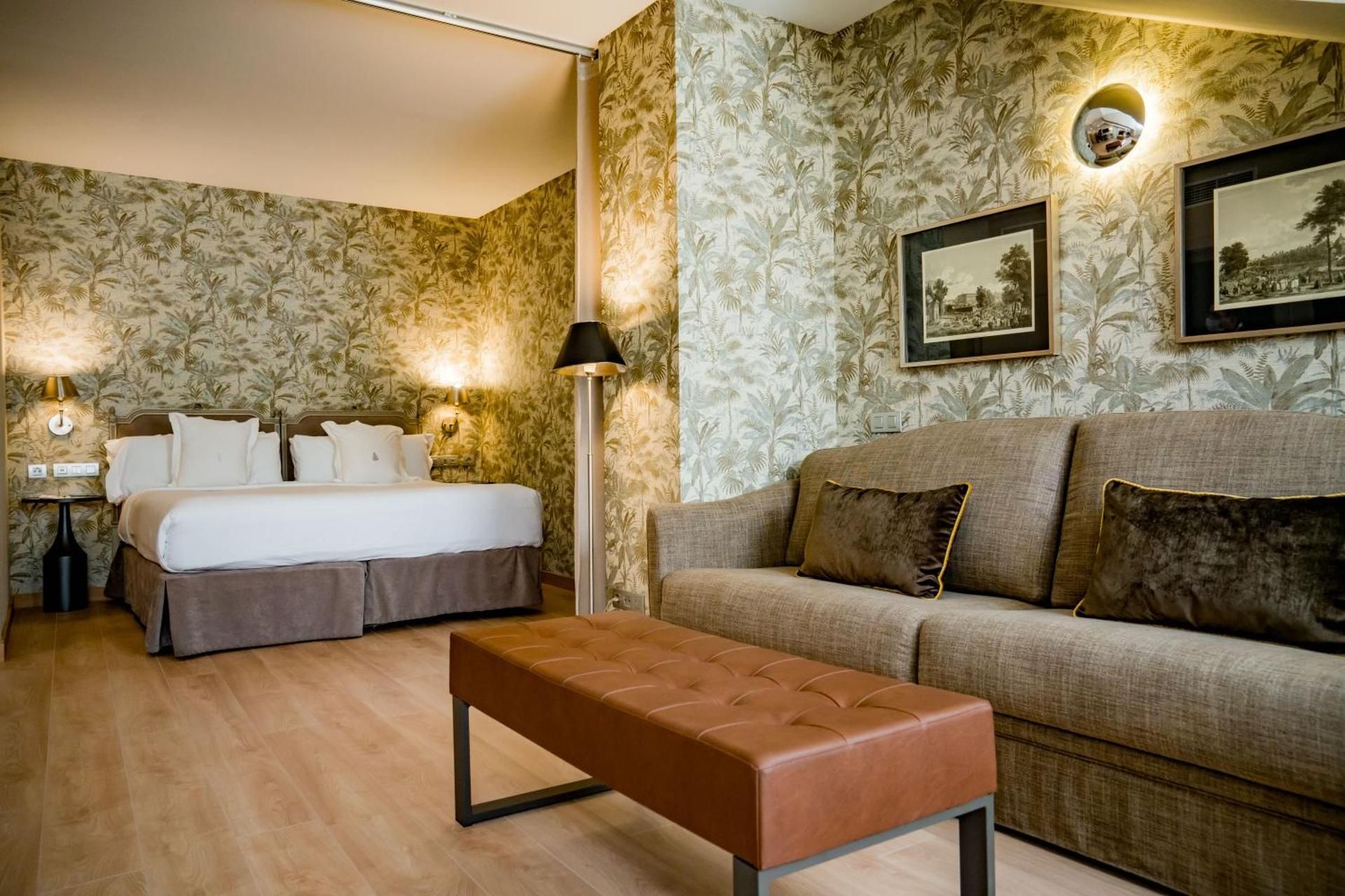 undefined Hotel Meninas 9