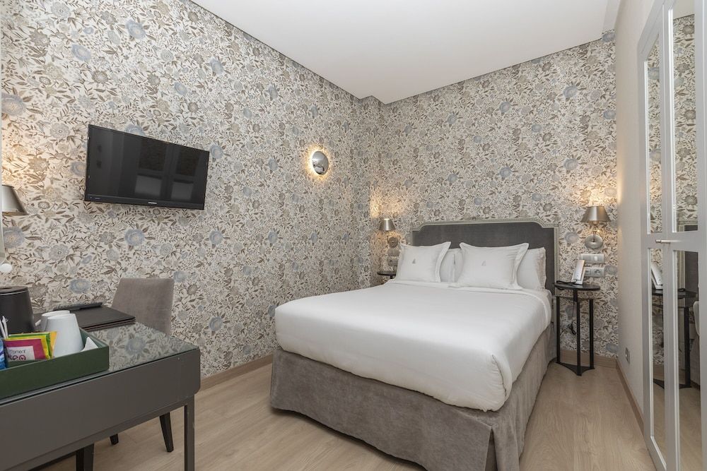 undefined Hotel Meninas 4