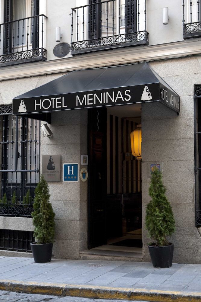 undefined Hotel Meninas 2