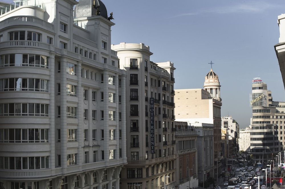 undefined Petit Palace Triball 5