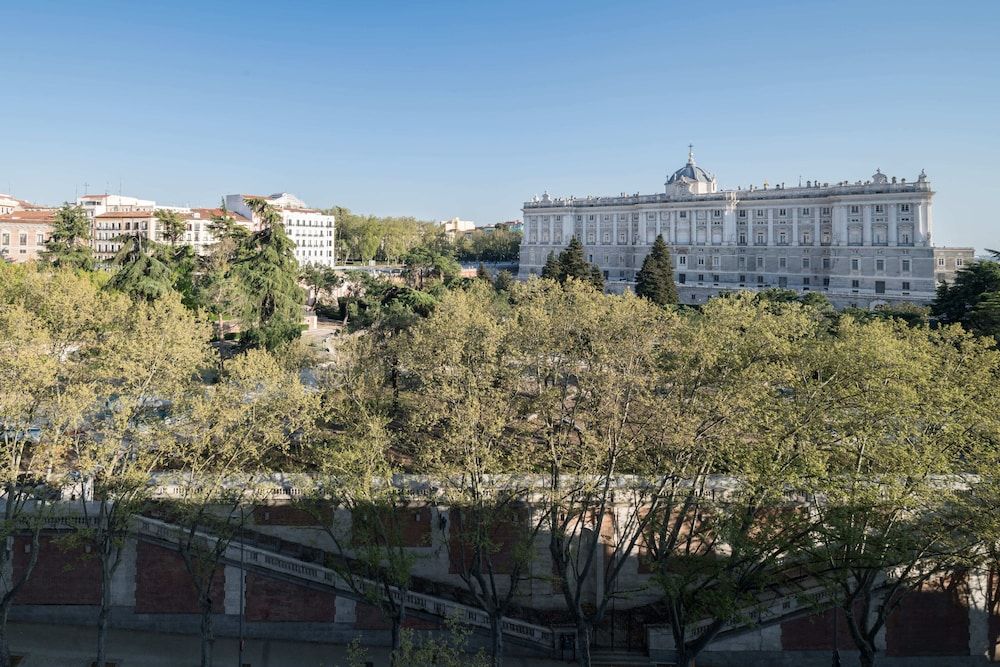 undefined Hotel Principe Pio 5