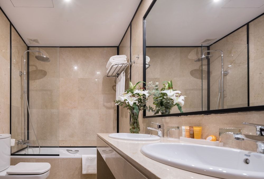 undefined Hotel Principe Pio 6