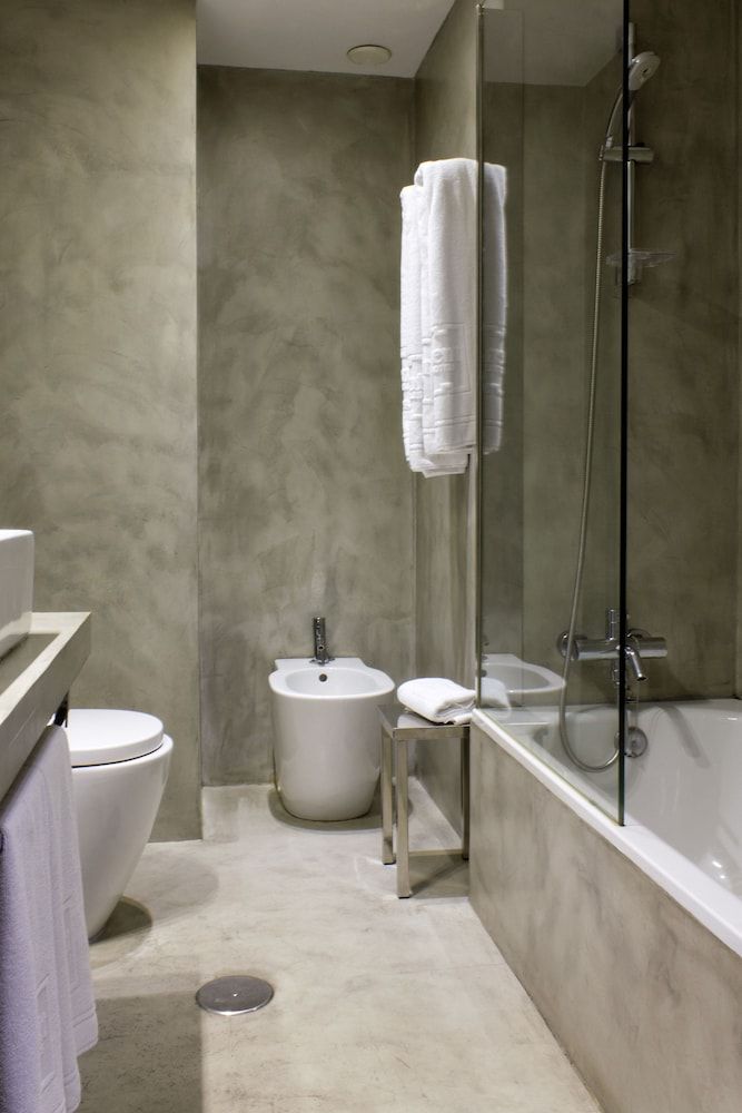 Hotel Zenit Conde de Orgaz Standard Double or Twin Room 10