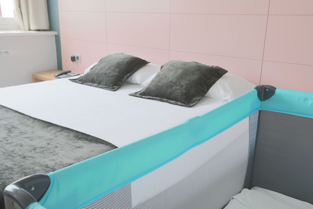 undefined Hotel Chamartin The One 10