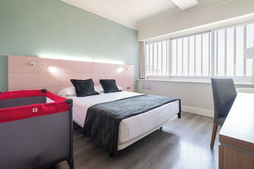 undefined Hotel Chamartin The One 5