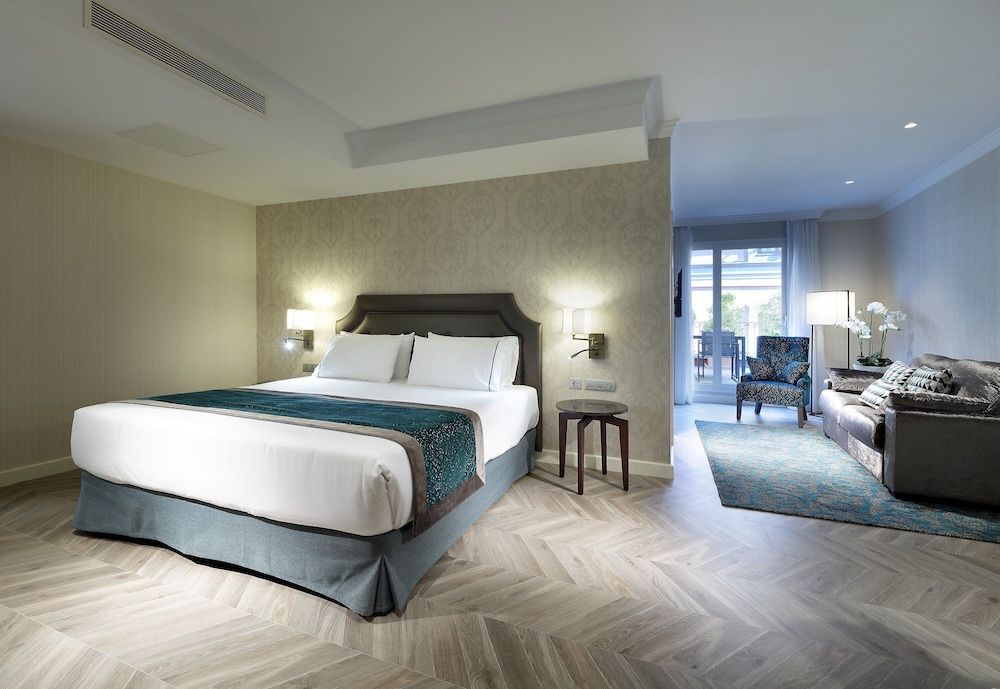 undefined Eurostars Casa de la Lírica 10