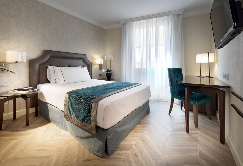 undefined Eurostars Casa de la Lírica 7