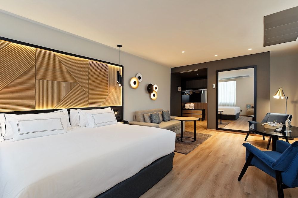 Melia Avenida América Premium Room 2