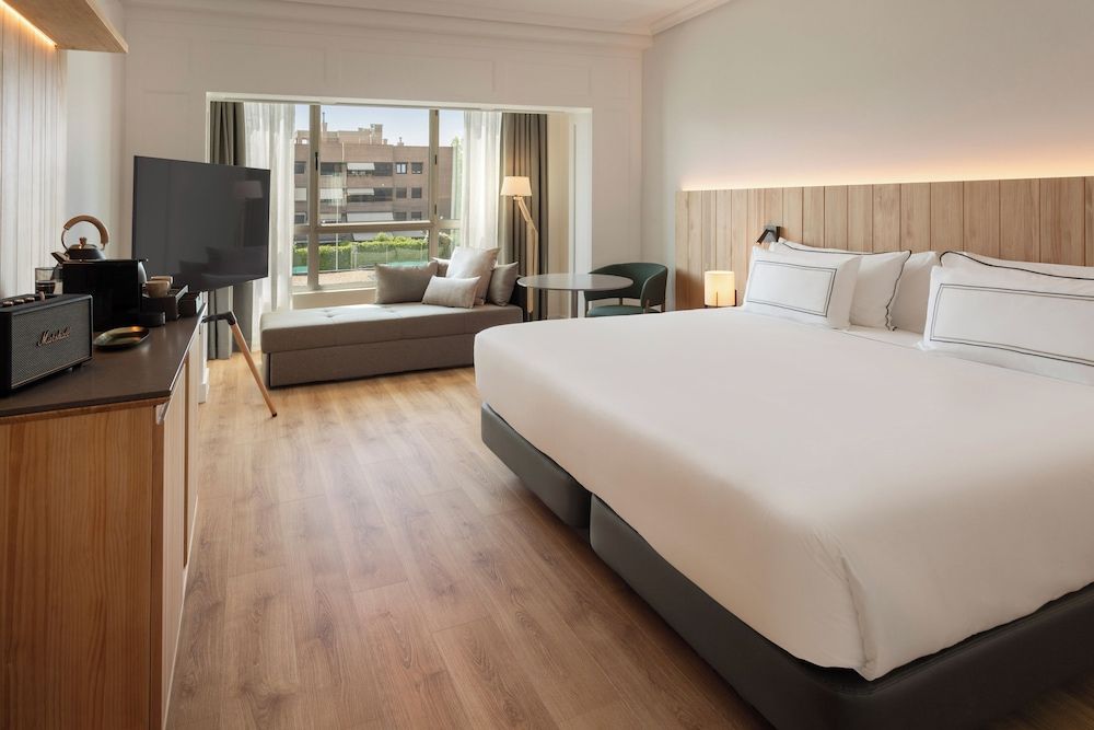 undefined Melia Madrid Barajas 5