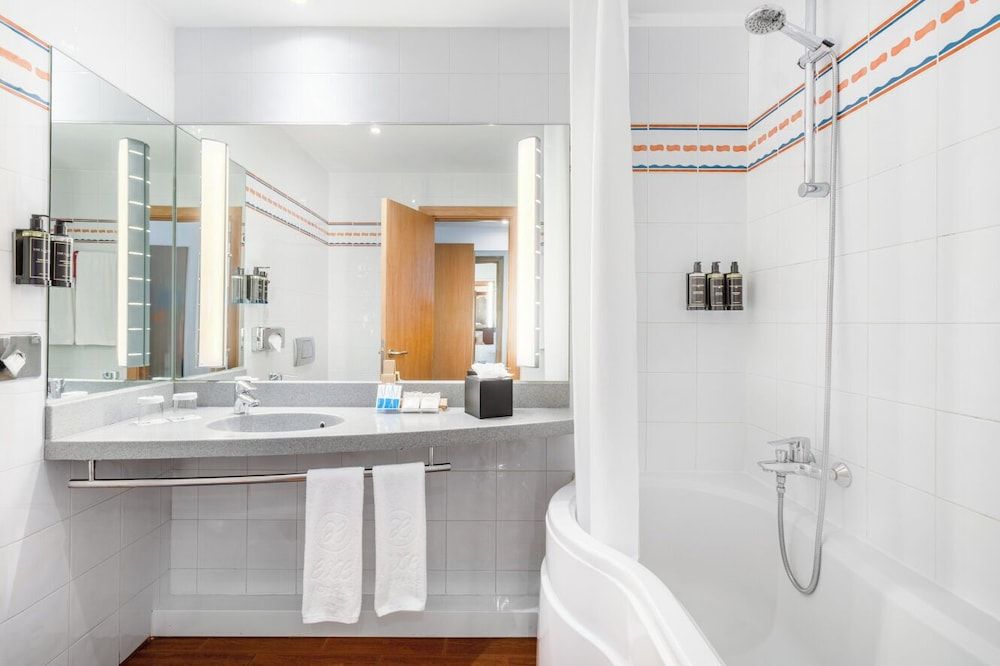 undefined Exe Madrid Norte 9