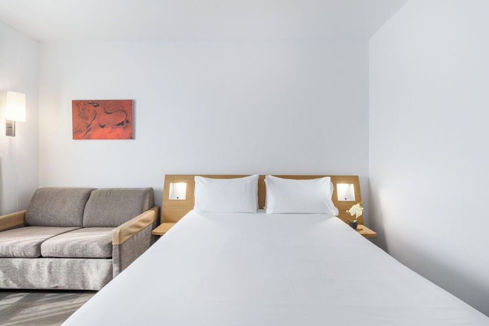 Exe Madrid Norte Double Room 3