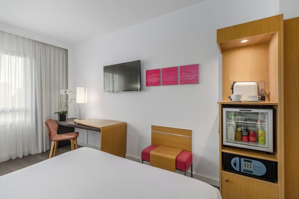Exe Madrid Norte Double Room 6