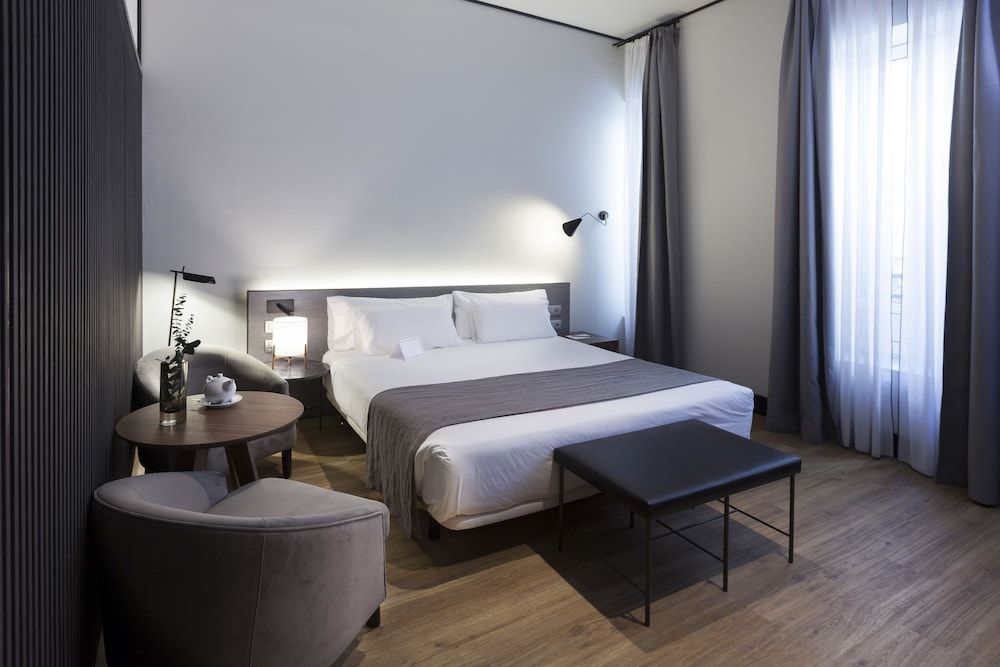 undefined ICON Embassy 3