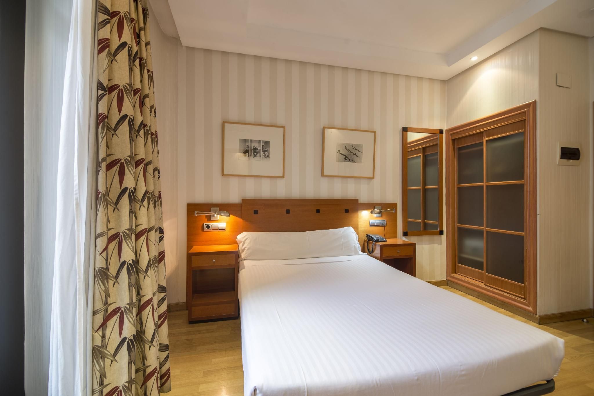 undefined Petit Palace Preciados 6