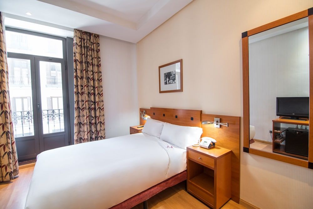 Petit Palace Preciados Standard Double Room