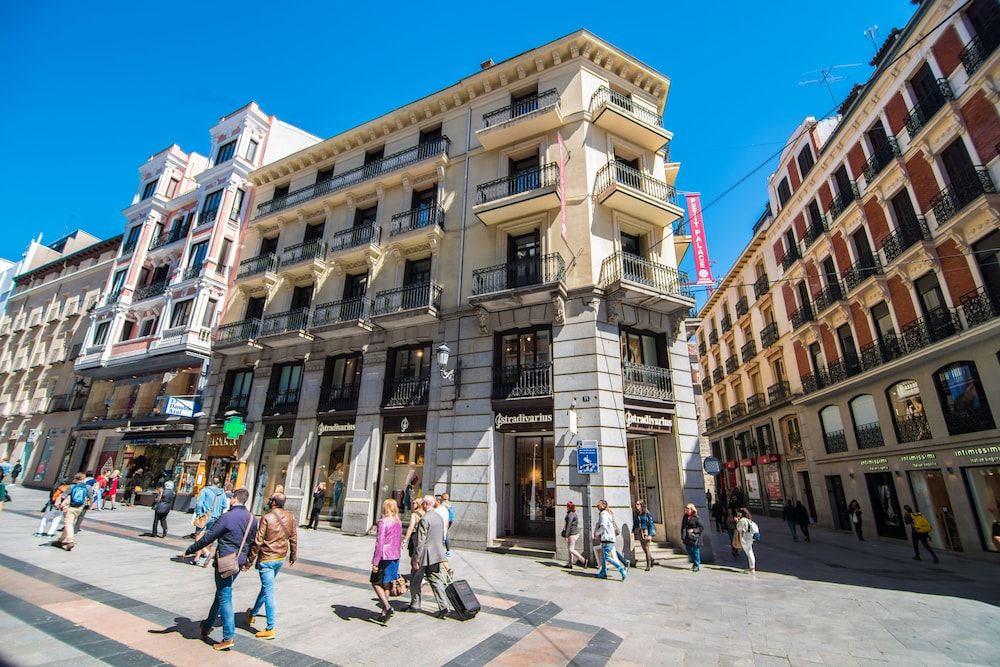 undefined Petit Palace Preciados 2